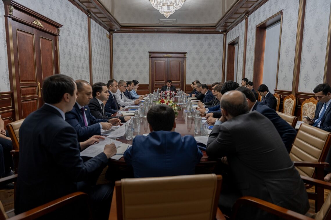 Баргузории ҷаласаи Кумитаи тадорукот оид ба омодагӣ ва баргузории Форуми байналмилалии сармоягузории «Душанбе инвест – 2025»